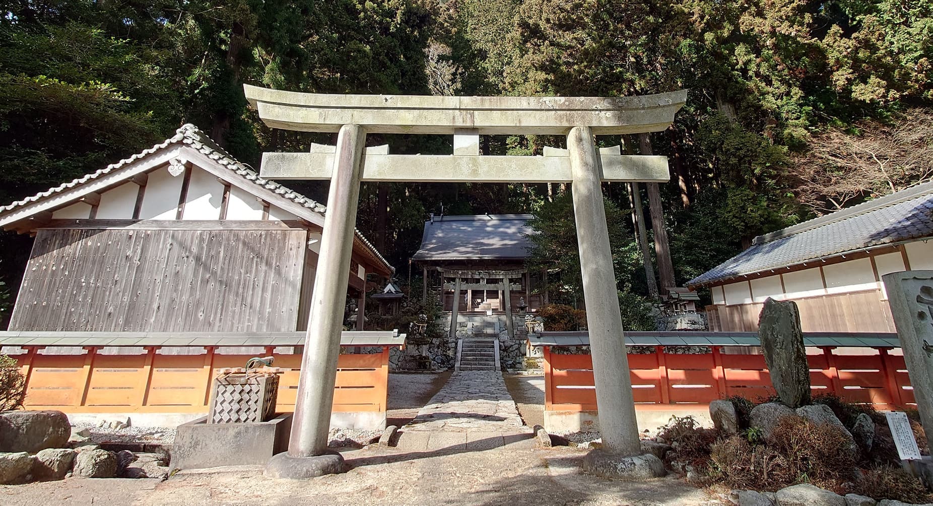 Takatenshi Shrine